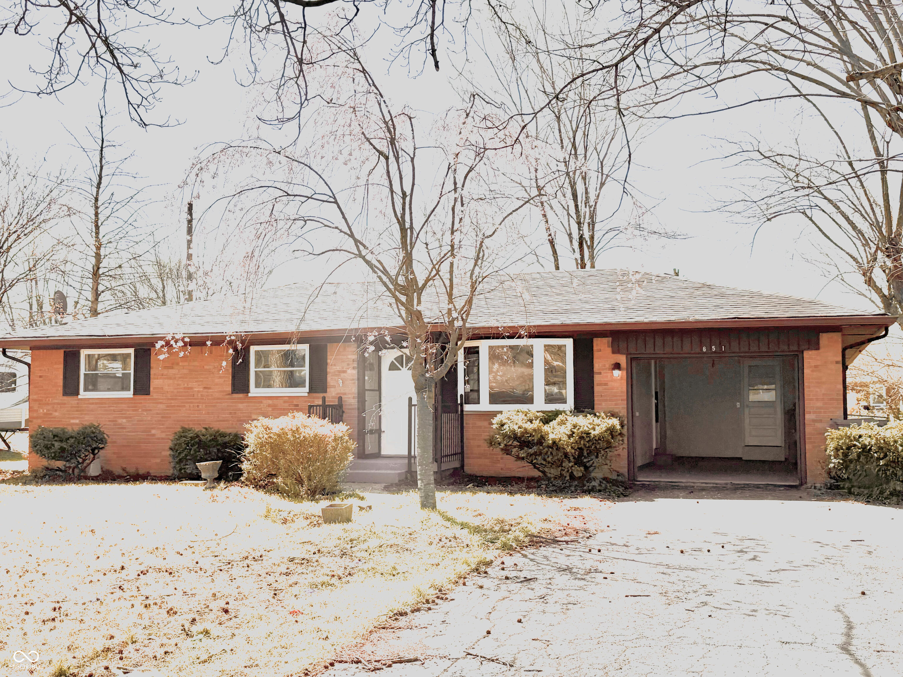 651 Fabyan Road Indianapolis, IN 46217 - Photo 1 of 26