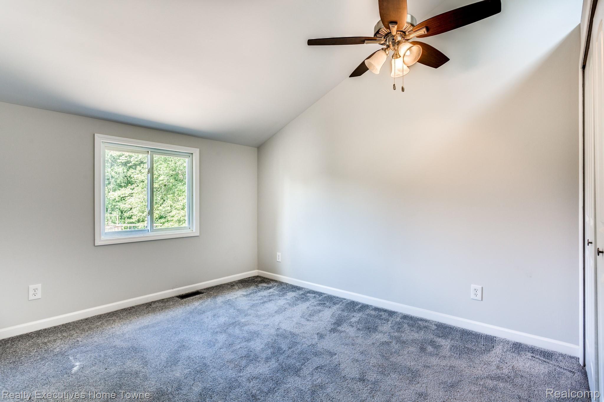 6800 Norman Road Jeddo, MI 48032 - Photo 31 of 41 6800 Norman Rd-32.JPG