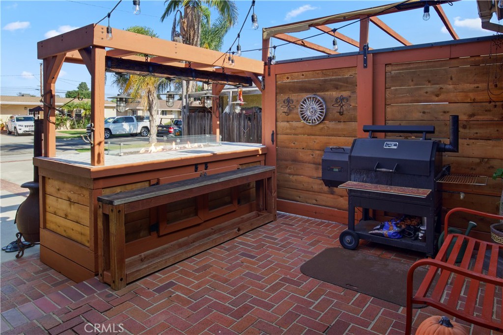 2425 Heather Avenue Long Beach, CA 90815 - Photo 8 of 56