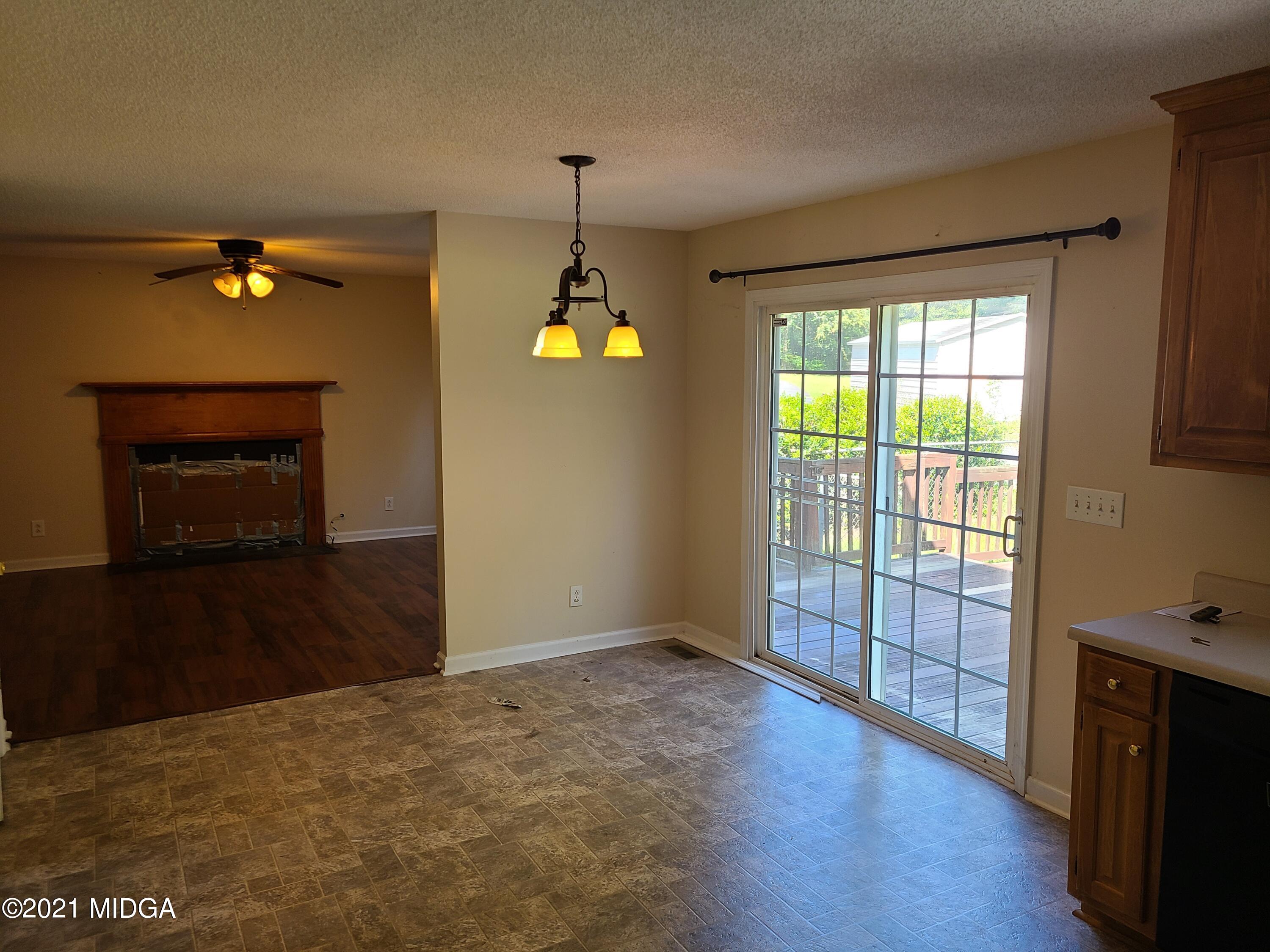 319 Overland Way Gray, GA 31032 - Photo 14 of 29 20210904_154155