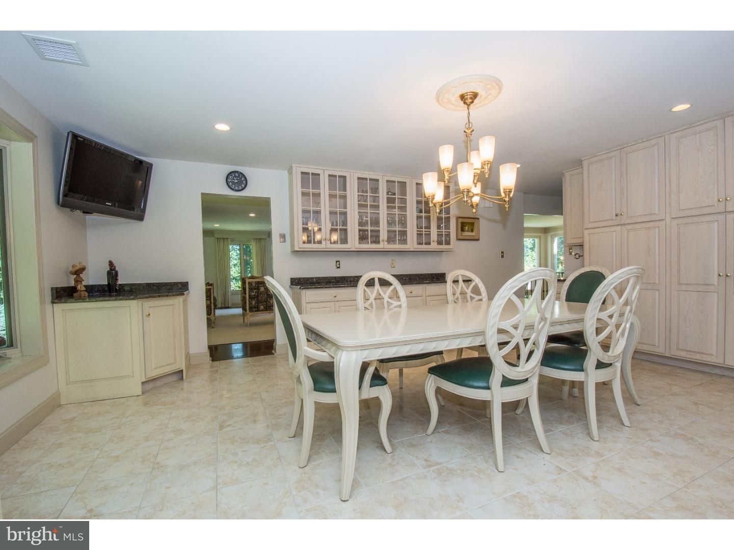 110 Davis Road Phoenixville, PA 19460 - Photo 10 of 23 Breakfast Room