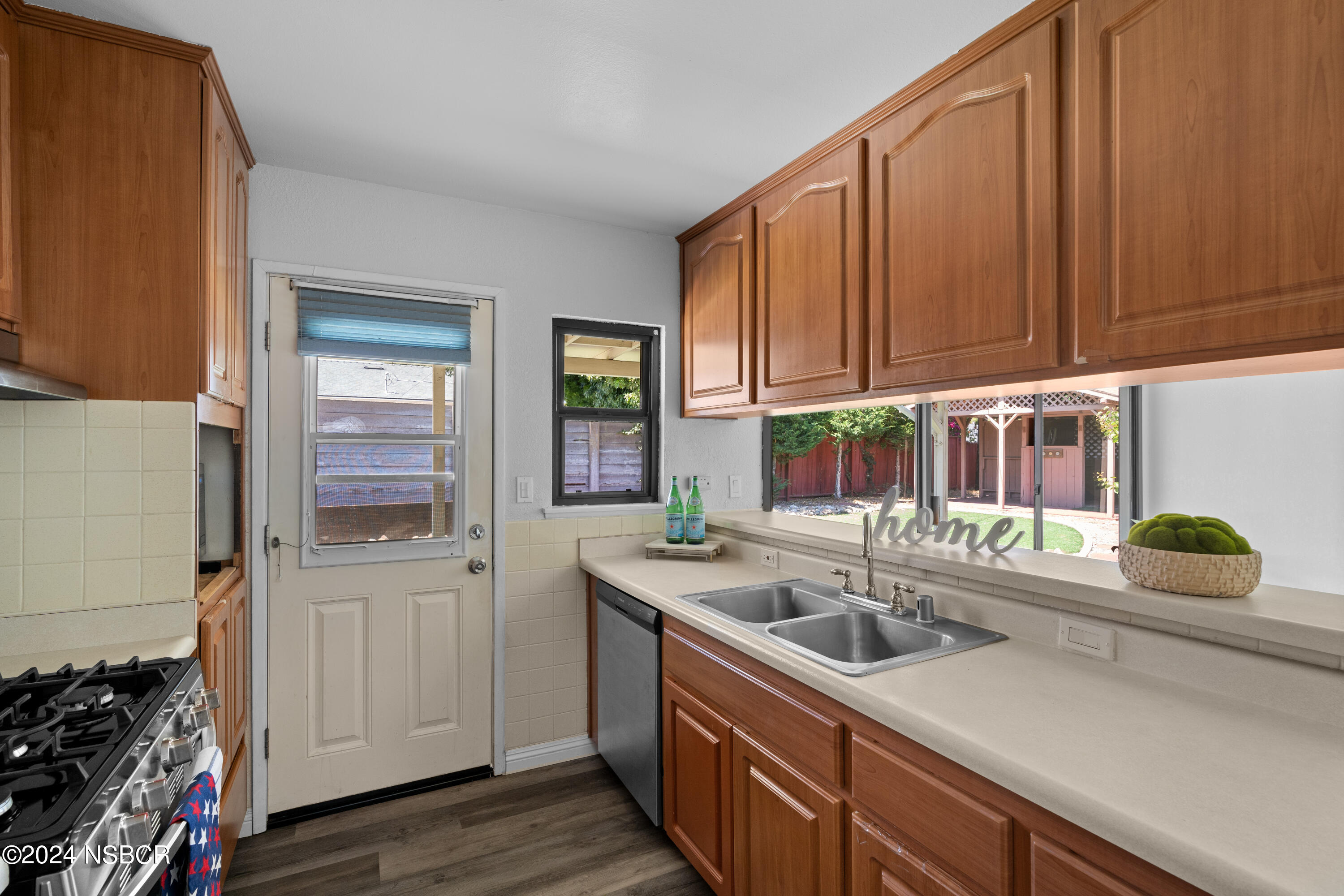 401 Mars Avenue Lompoc, CA 93436 - Photo 14 of 38 13_401 mars ave-13