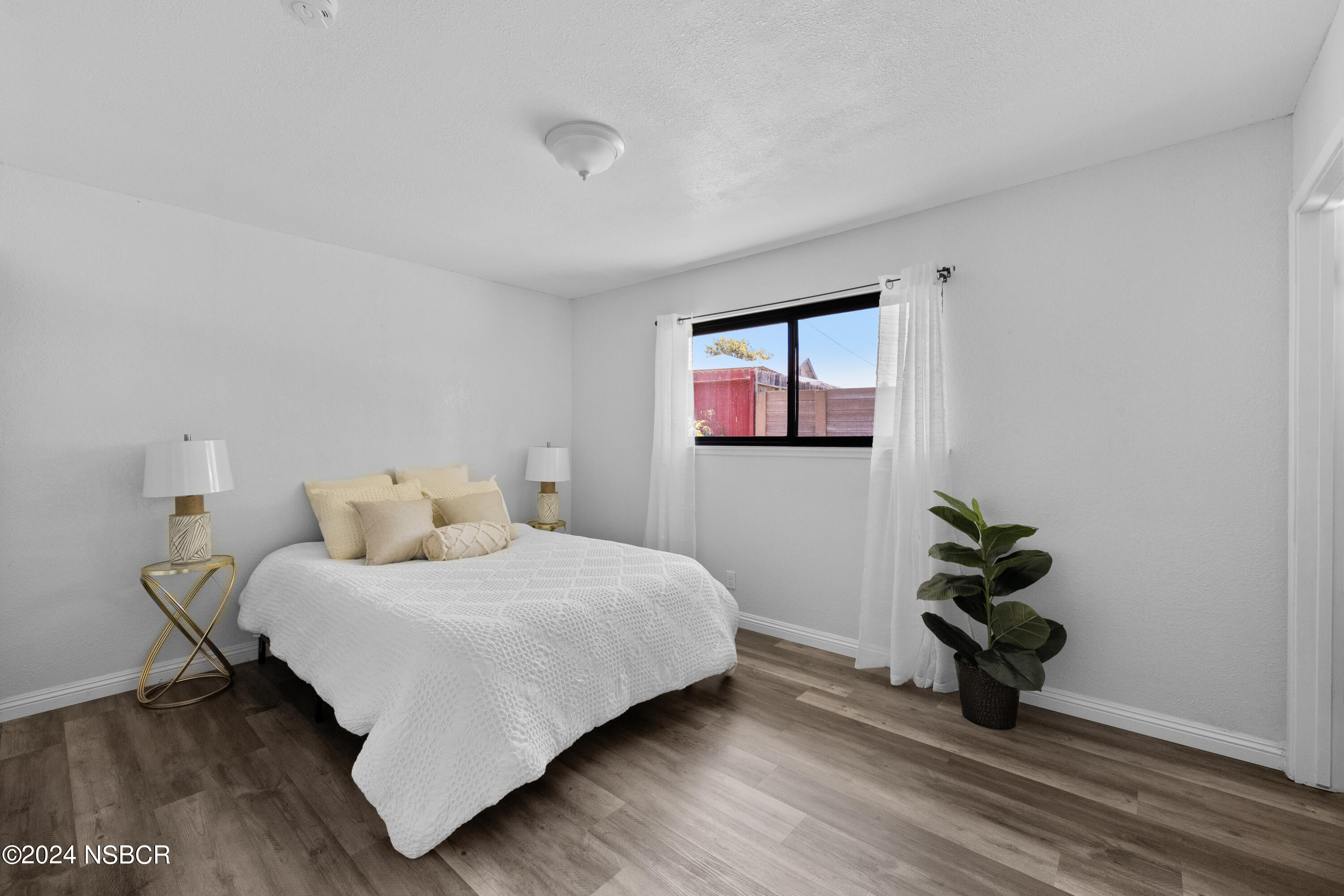 401 Mars Avenue Lompoc, CA 93436 - Photo 18 of 38 17_401 mars ave-17