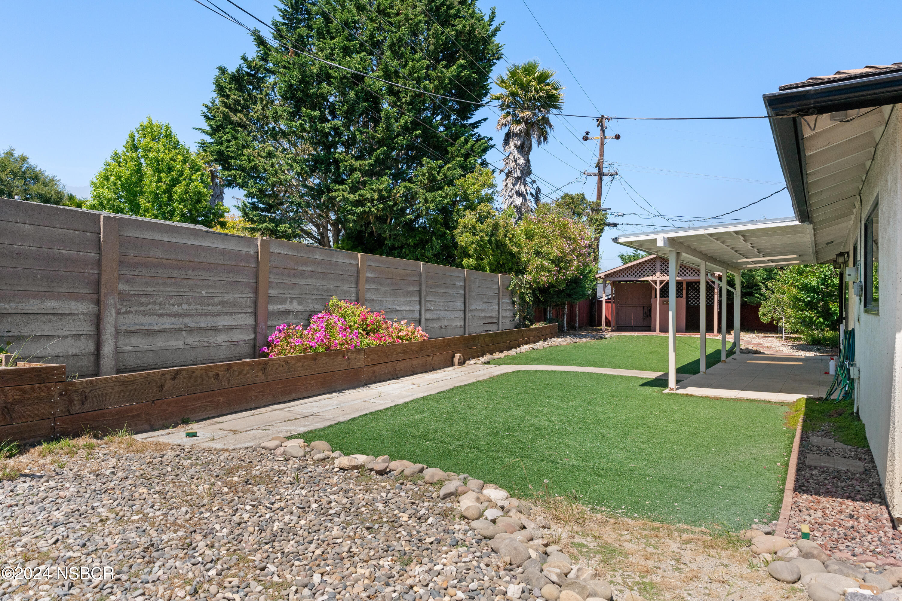 401 Mars Avenue Lompoc, CA 93436 - Photo 25 of 38 24_401 mars ave-24