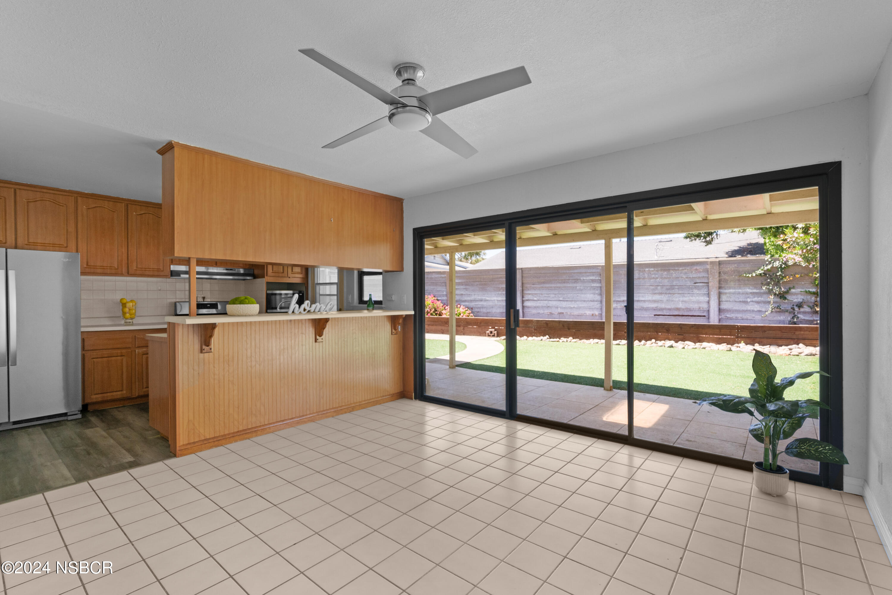 401 Mars Avenue Lompoc, CA 93436 - Photo 10 of 38 9_401 mars ave-9