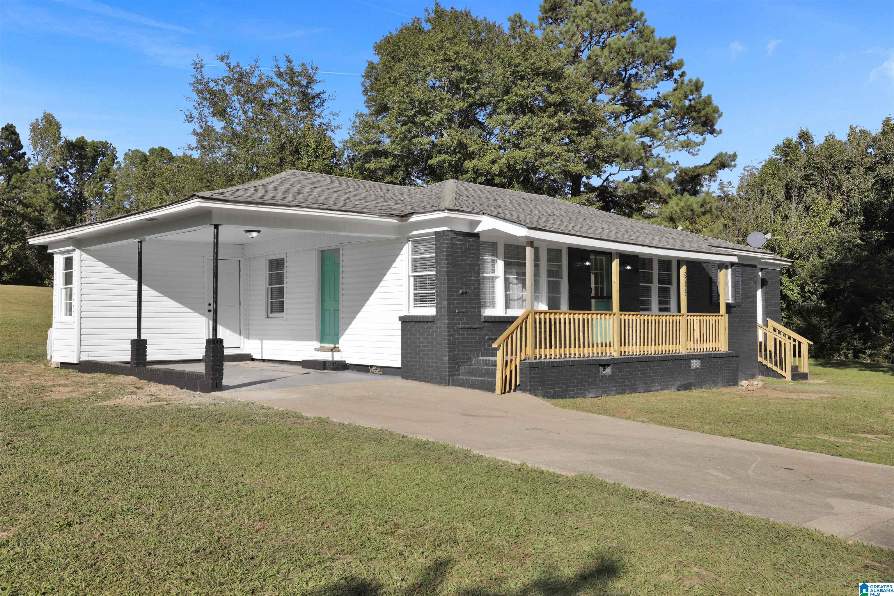 915 Oak Hill Road Anniston, AL 36207 - Photo 2 of 31