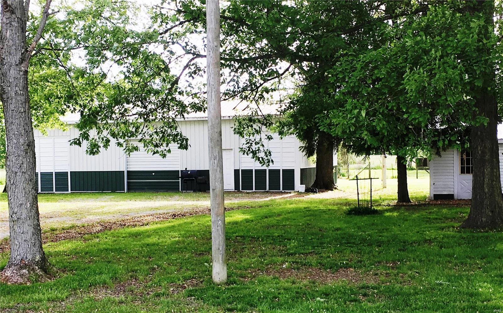 1501 Prairie Road Greenville, IL 62246 - Photo 4 of 33