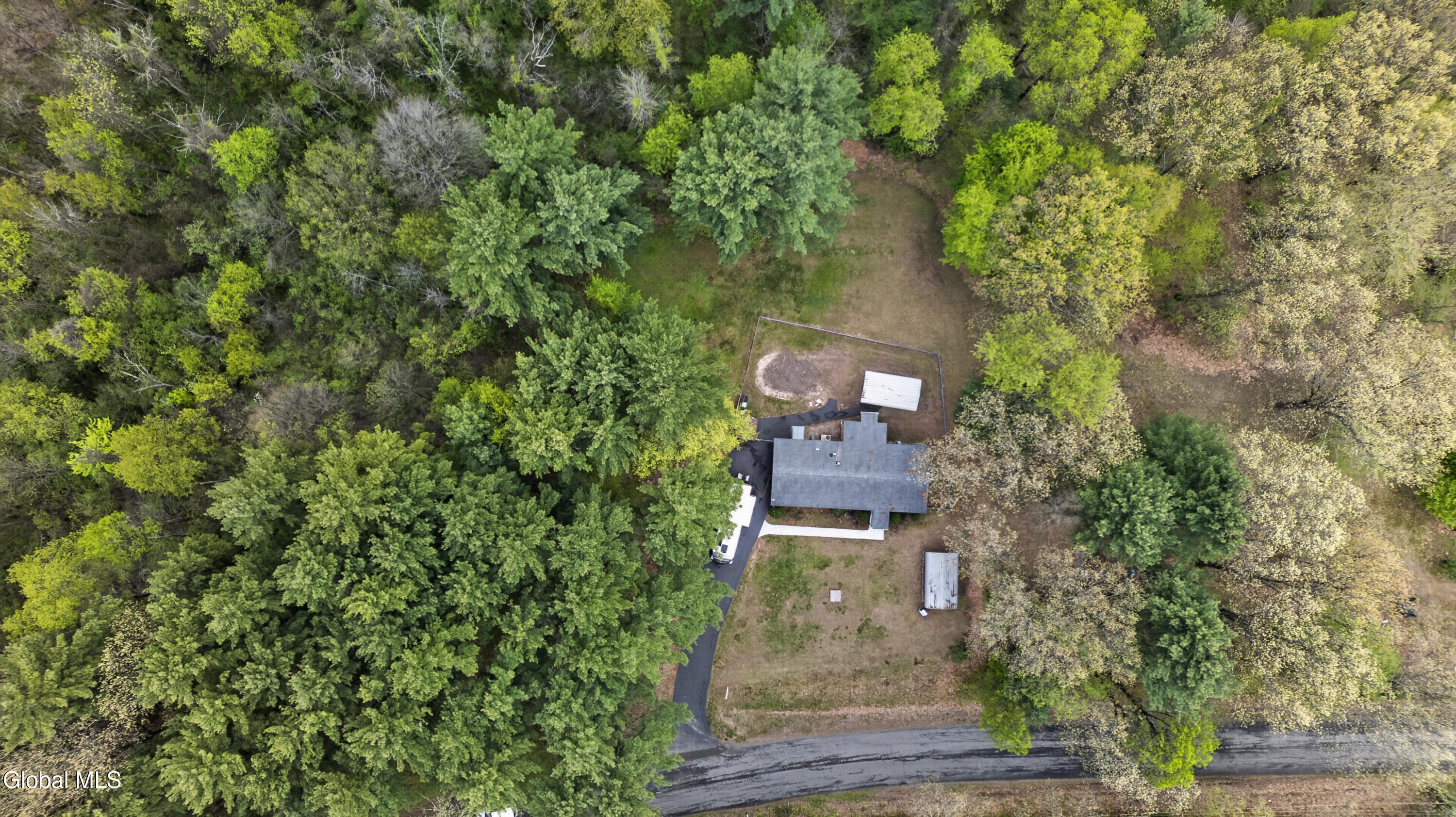 733 Pine Woods Road Melrose, NY 12121 - Photo 45 of 56 Air Yard 4