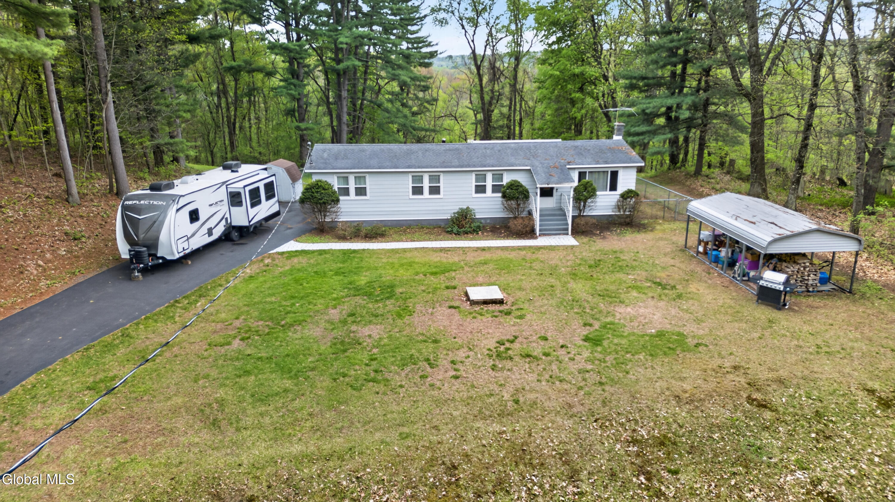 733 Pine Woods Road Melrose, NY 12121 - Photo 6 of 56 0 Air Front 3