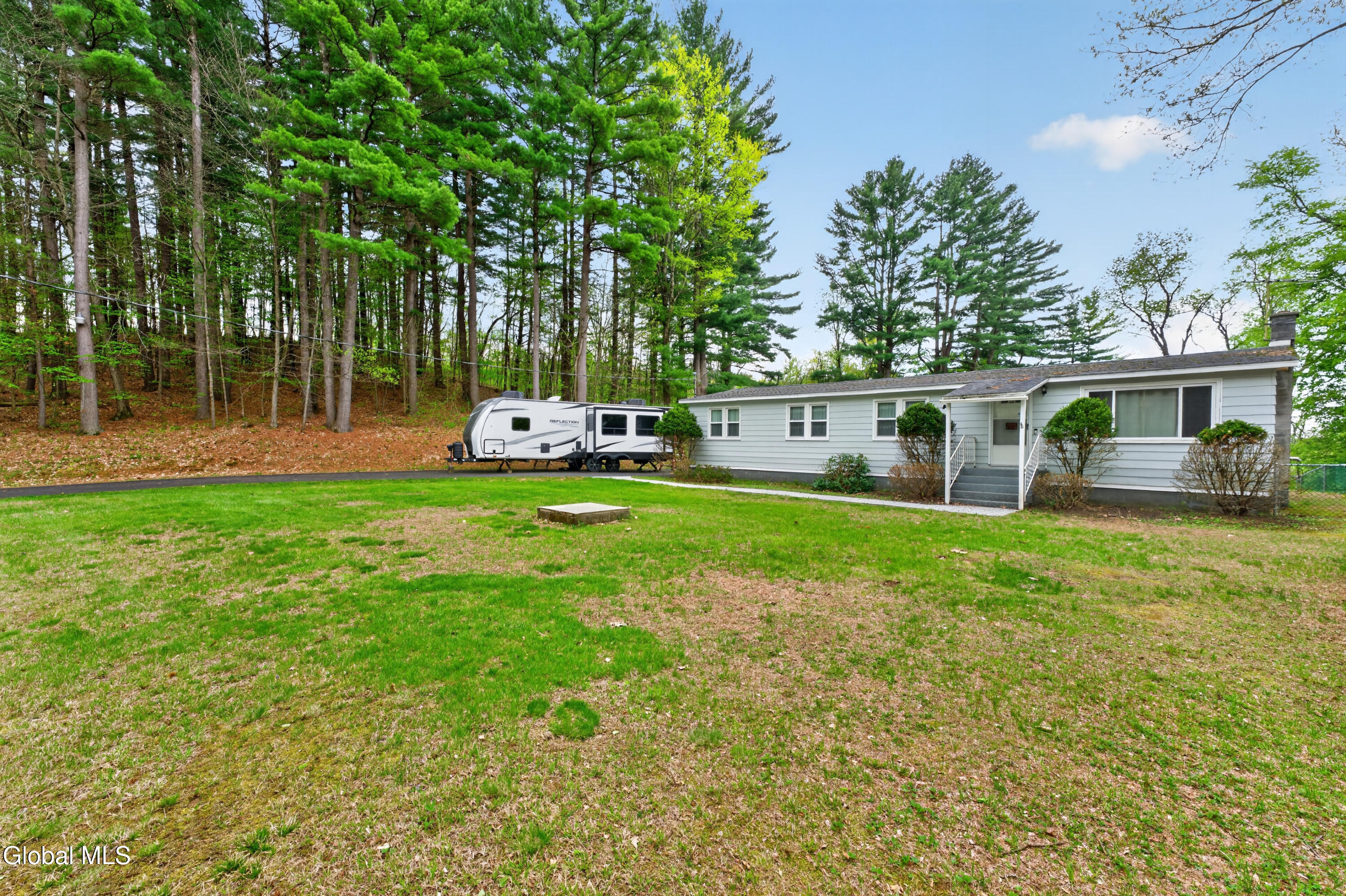 733 Pine Woods Road Melrose, NY 12121 - Photo 7 of 56 0 Front 2