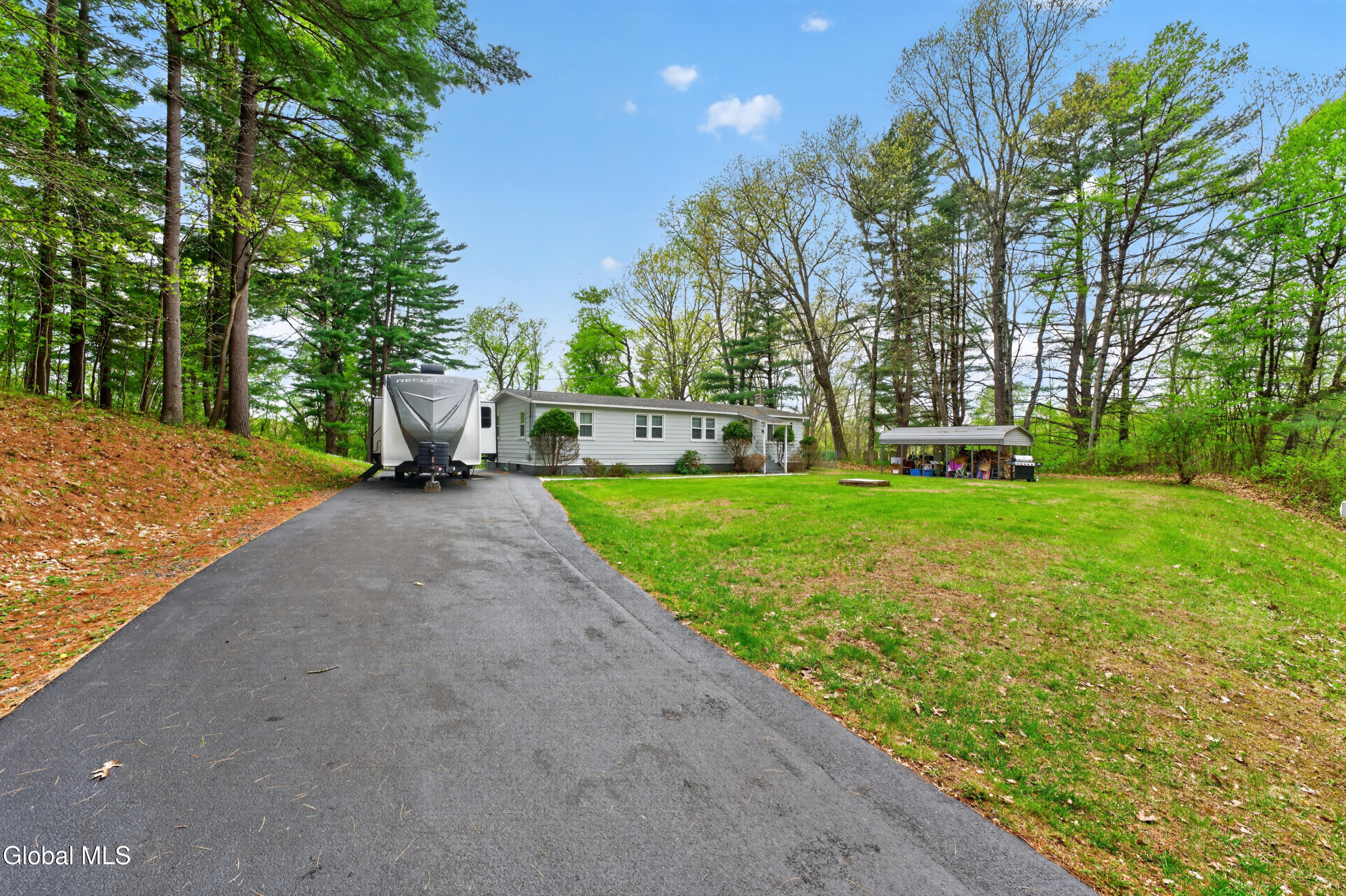 733 Pine Woods Road Melrose, NY 12121 - Photo 8 of 56 0 Front 3
