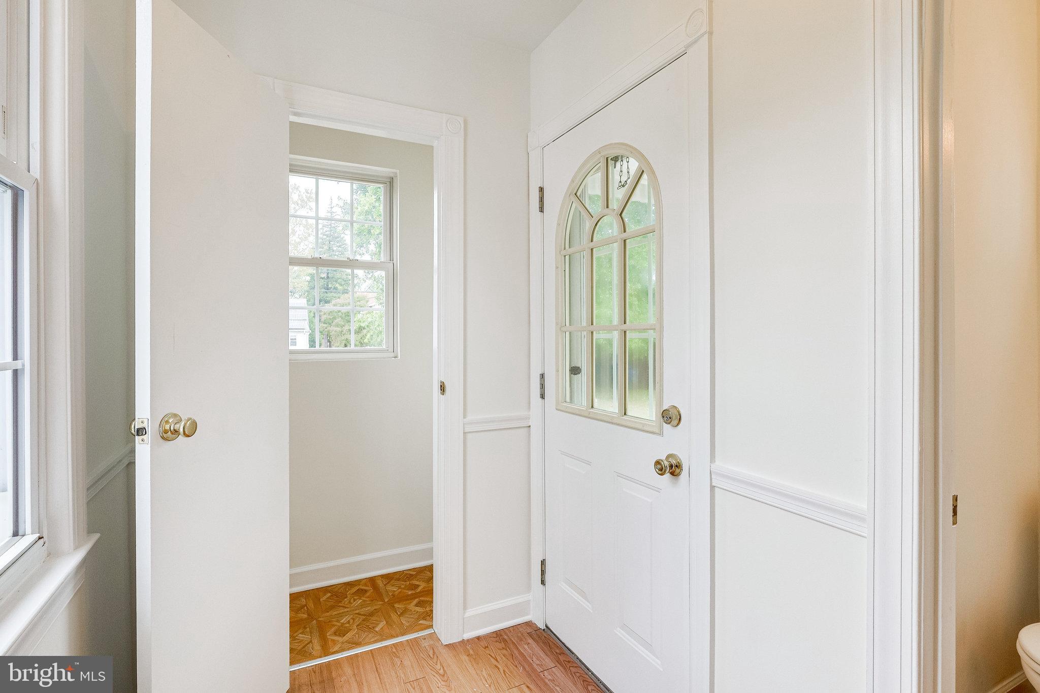2431 33rd Street Southeast Washington, DC 20020 - Photo 17 of 36 Main level mudroom and closet