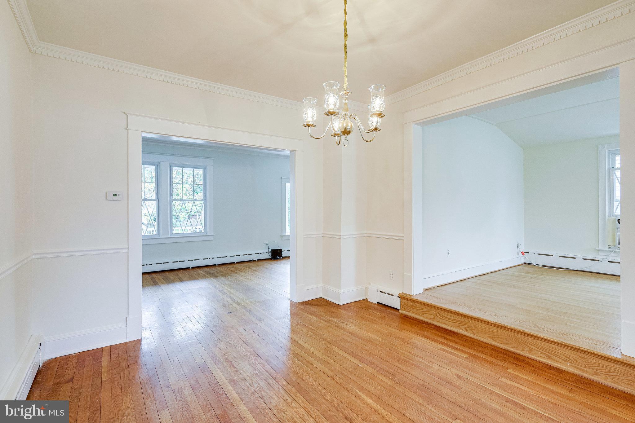 2431 33rd Street Southeast Washington, DC 20020 - Photo 8 of 36 Dining room at center of home