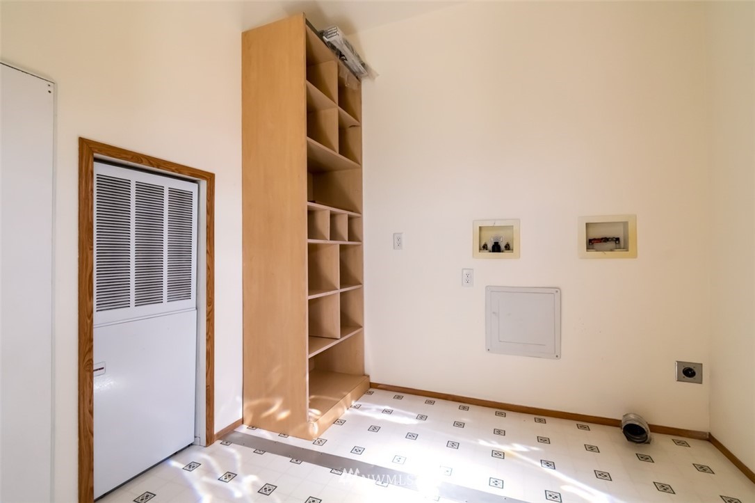 322 O Brien Road Port Angeles, WA 98362 - Photo 22 of 37 a view of a storage & utility room