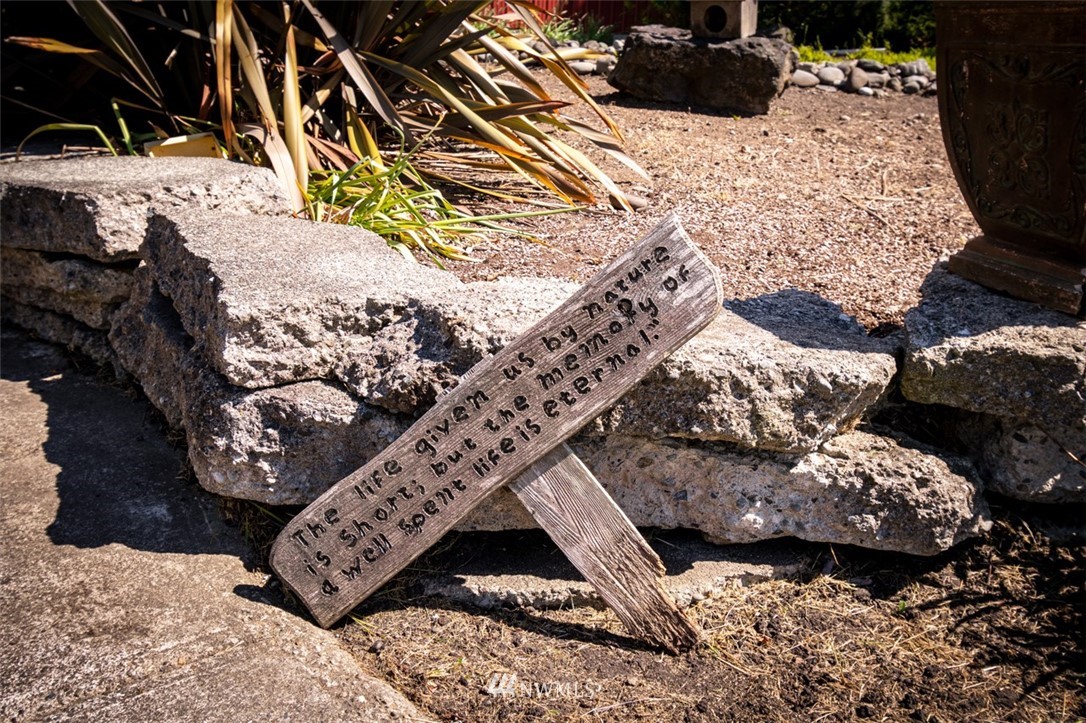 322 O Brien Road Port Angeles, WA 98362 - Photo 23 of 37 a view of water heater room with wooden floor