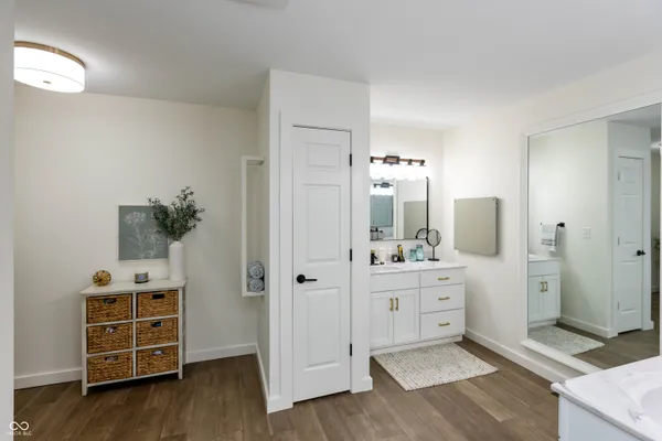 $389,900 | 1716 Bell Ford Drive East, Seymour, IN 47274