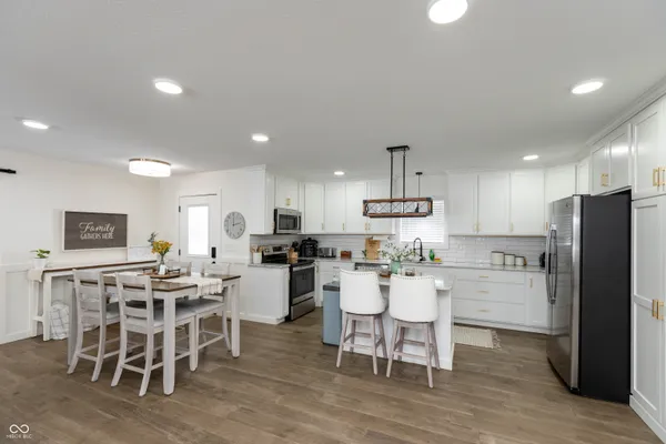 $389,900 | 1716 Bell Ford Drive East, Seymour, IN 47274