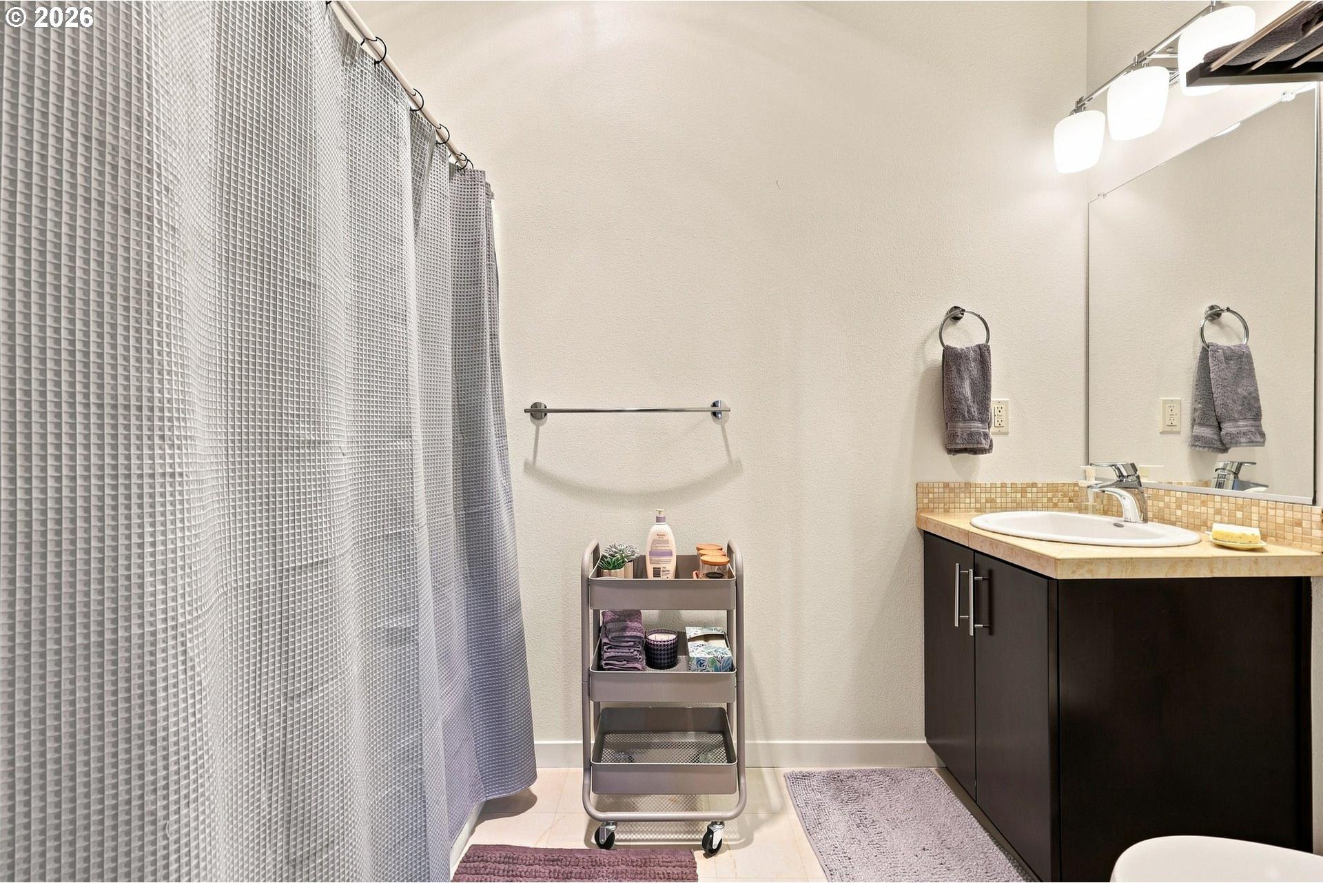 13875 Southwest Meridian Street, Unit 422 Beaverton, OR 97005 - Photo 23 of 45 Gallery Image 23