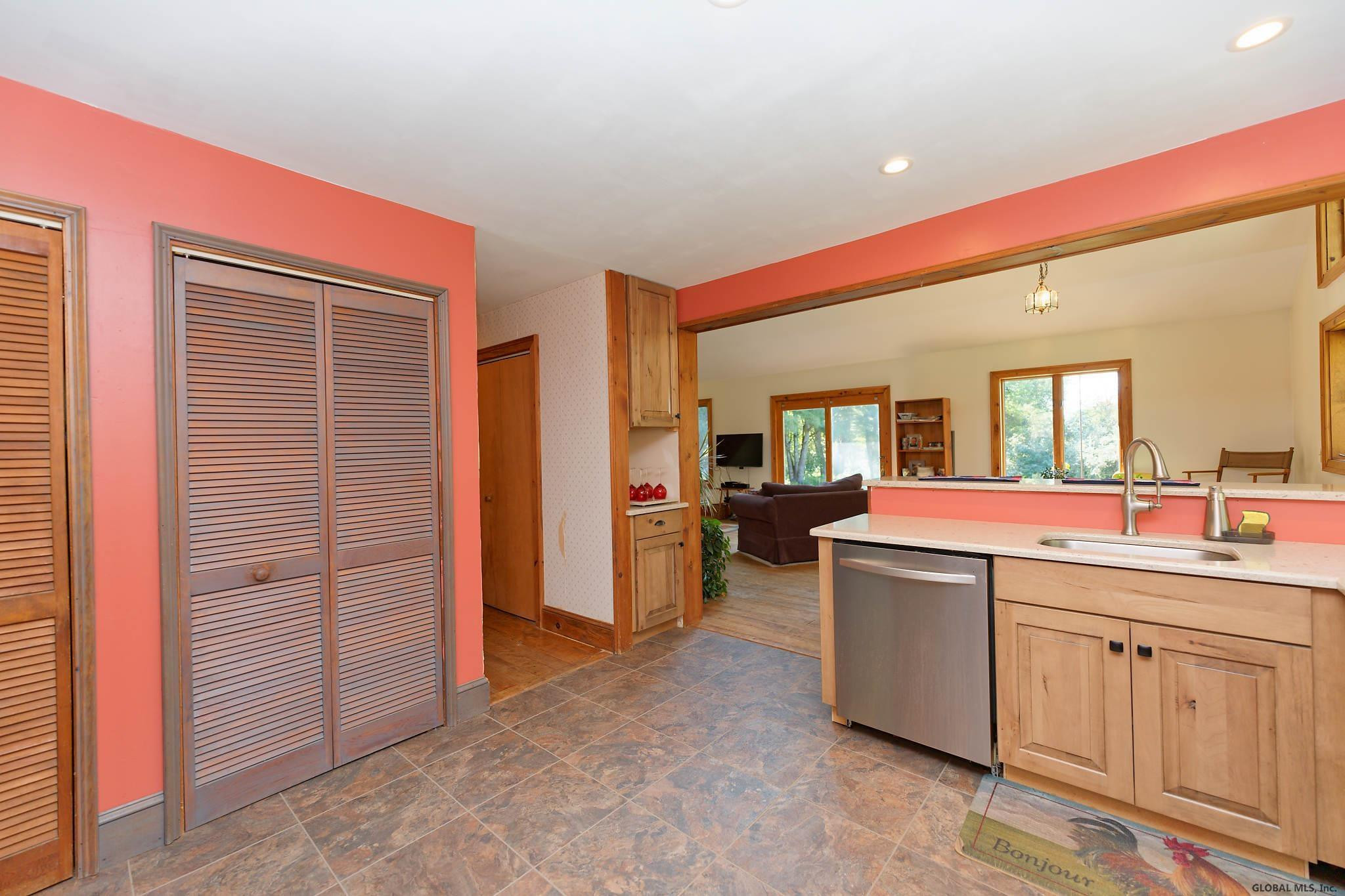 42 East Lake Road Cossayuna, NY 12823 - Photo 21 of 52 Photo 21