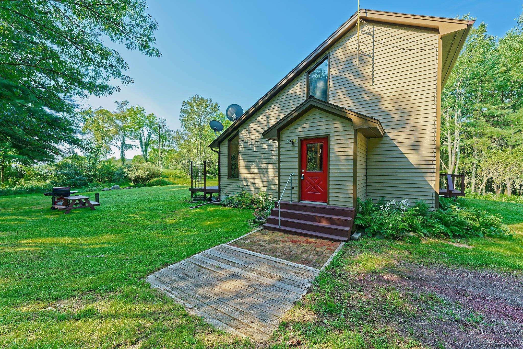 42 East Lake Road Cossayuna, NY 12823 - Photo 10 of 52 Photo 10