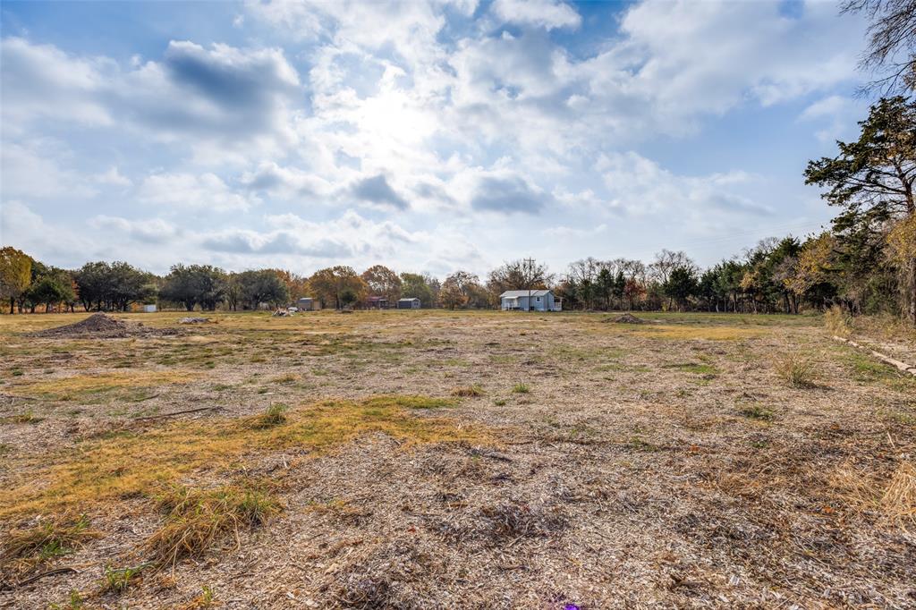 1250 County Road 4120 Bonham, TX 75418 - Photo 11 of 27