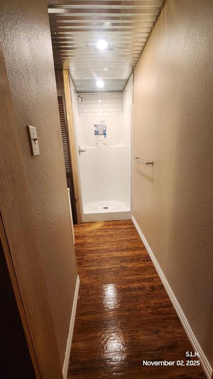 1250 County Road 4120 Bonham, TX 75418 - Photo 26 of 27 a view of a hallway