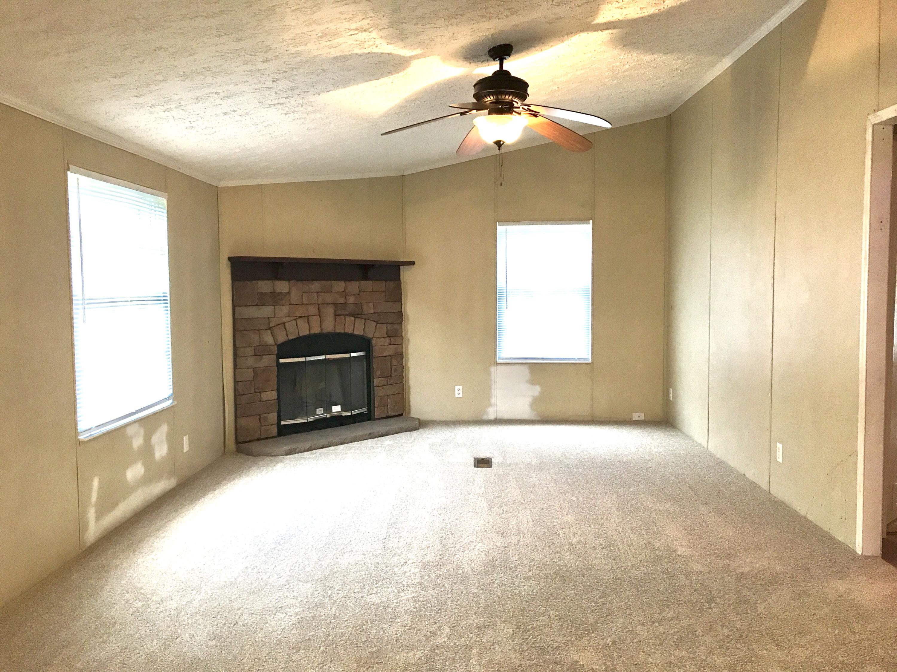 3105 Roundstone Road Big Stone Gap, VA 24219 - Photo 11 of 24 9303DACB-9853-4141-BF36-88B6864874E6