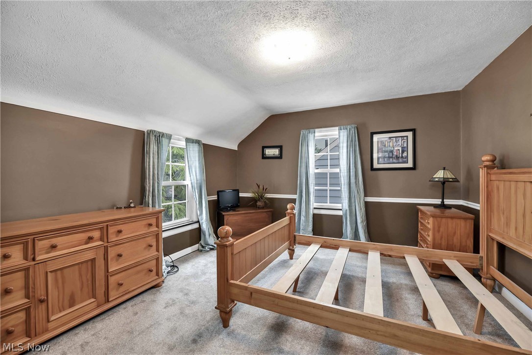 16106 Munn Road Cleveland, OH 44111 - Photo 5 of 34 Gallery Image 5