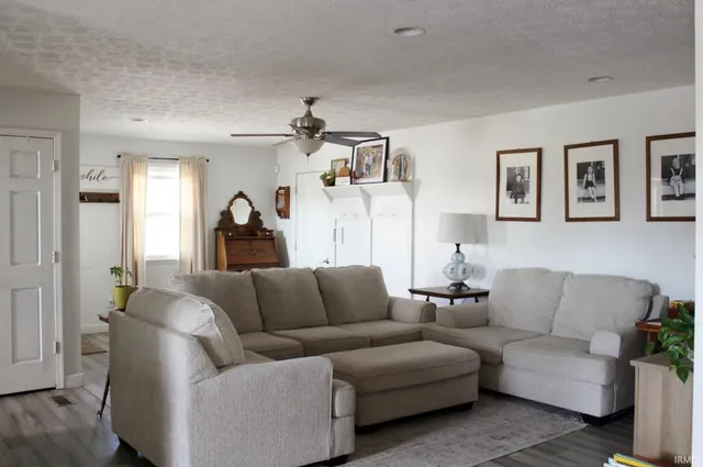 $389,900 | 5638 East 400 North, Monticello, IN 47960