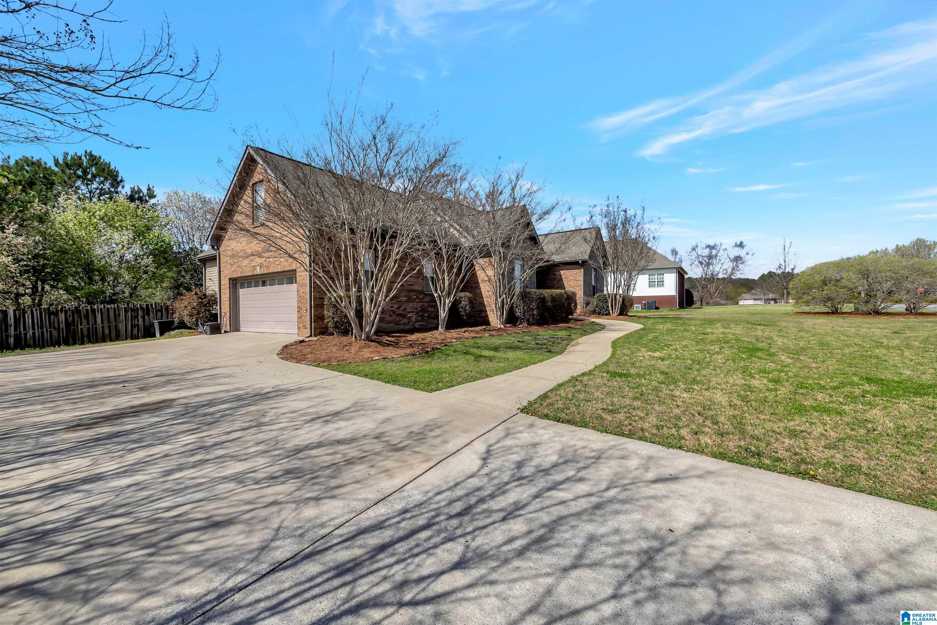 610 Ridgefield Cove Odenville, AL 35120 - Photo 6 of 39