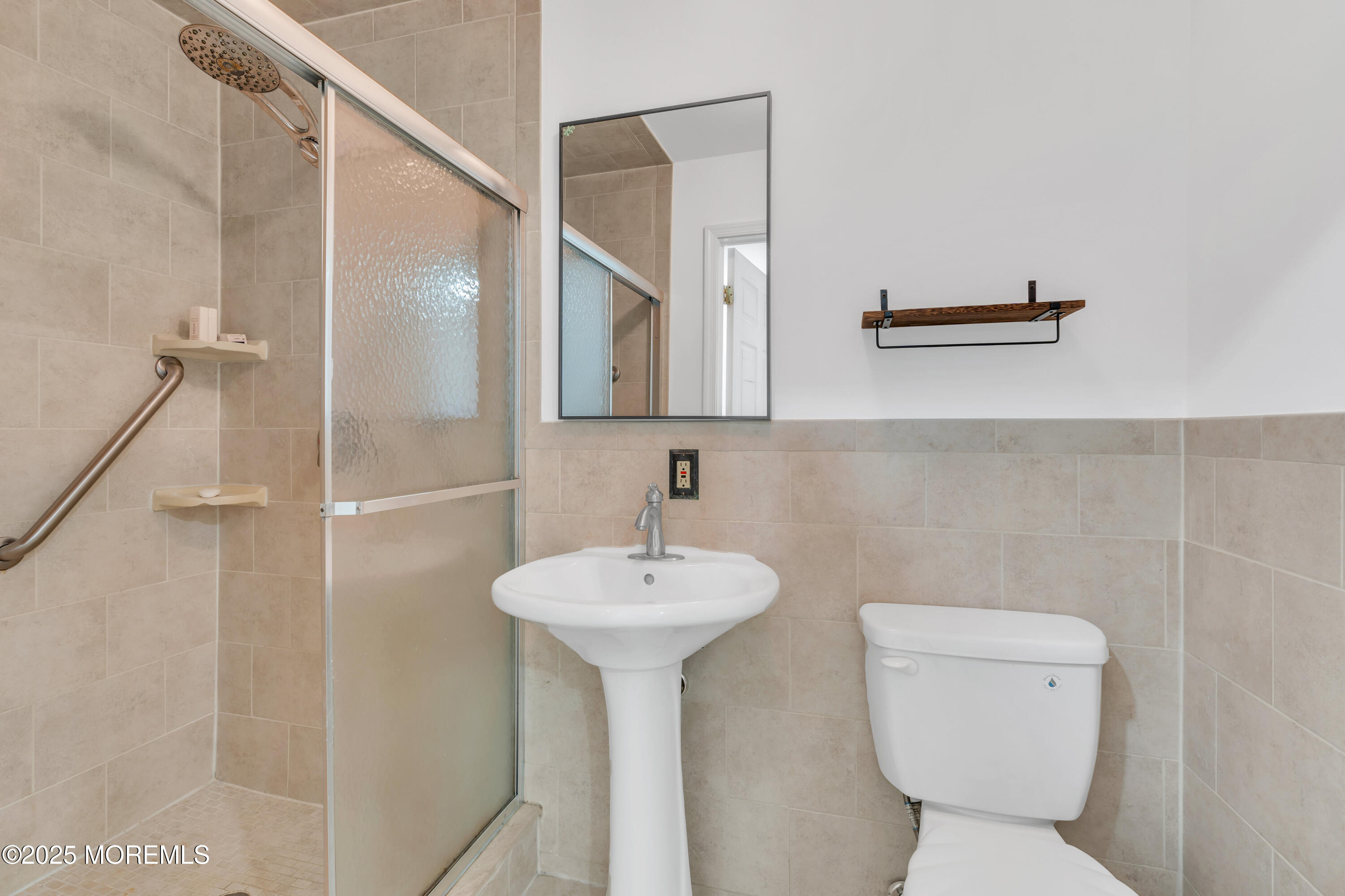 115 Leesville Road Jackson, NJ 08527 - Photo 19 of 42 Downstairs Bathroom