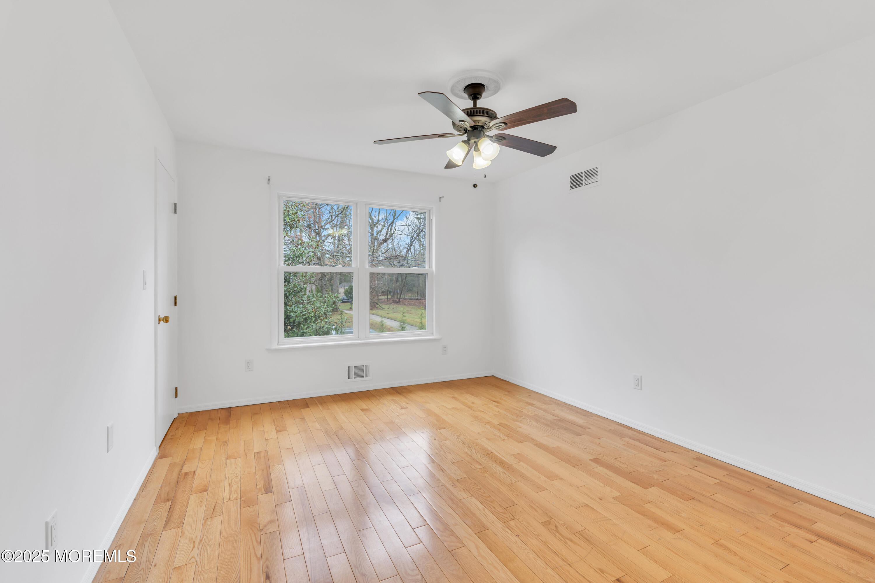 115 Leesville Road Jackson, NJ 08527 - Photo 23 of 42 Bedroom #3