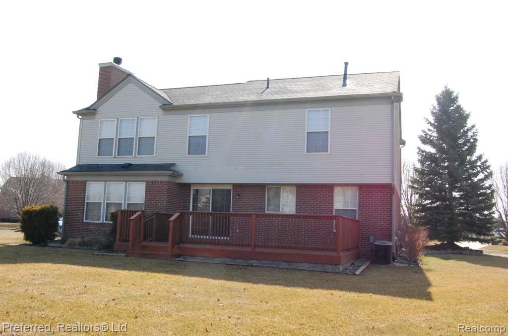 462 Springfield Drive Canton, MI 48188 - Photo 21 of 22 Back of Home.jpg