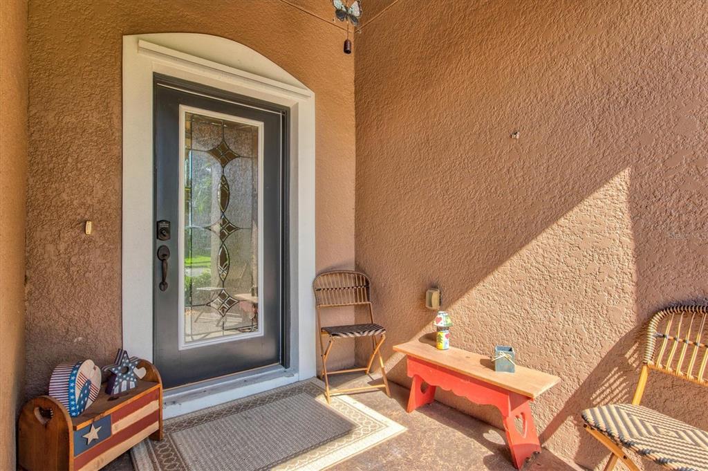 7923 111th Terrace East Parrish, FL 34219 - Photo 8 of 80 a living room with furniture