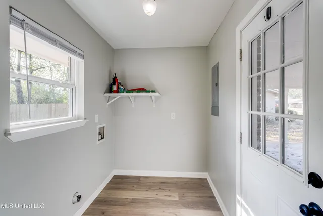 $1,850 | 2211 Old Popp's Ferry Road, Biloxi, MS 39532