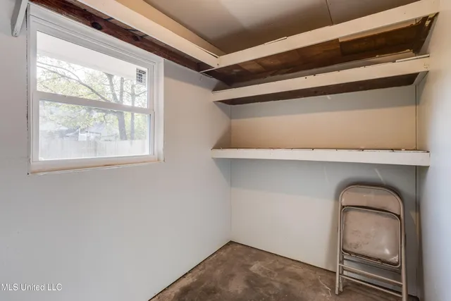 $1,850 | 2211 Old Popp's Ferry Road, Biloxi, MS 39532