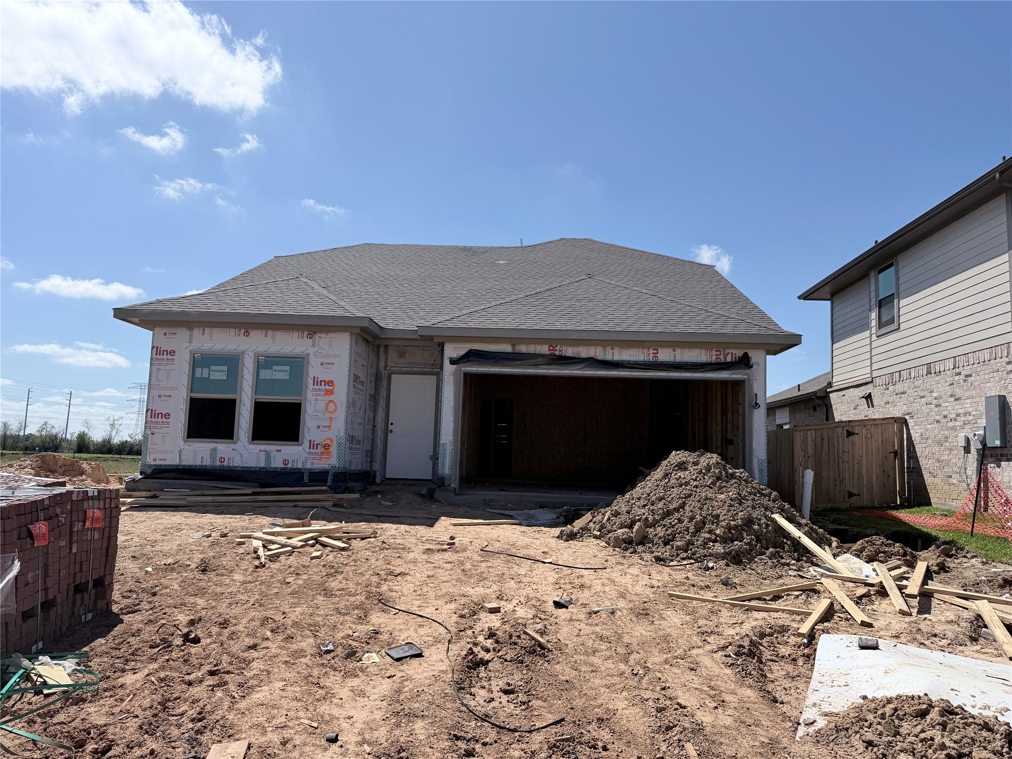 2018 Starlight Street Angleton, TX 77515 - Photo 4 of 9