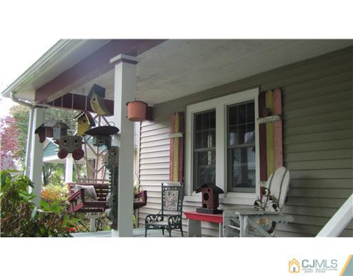 11 Heathcote Road Kingston, NJ 08528 - Photo 2 of 10 Gallery Image 2