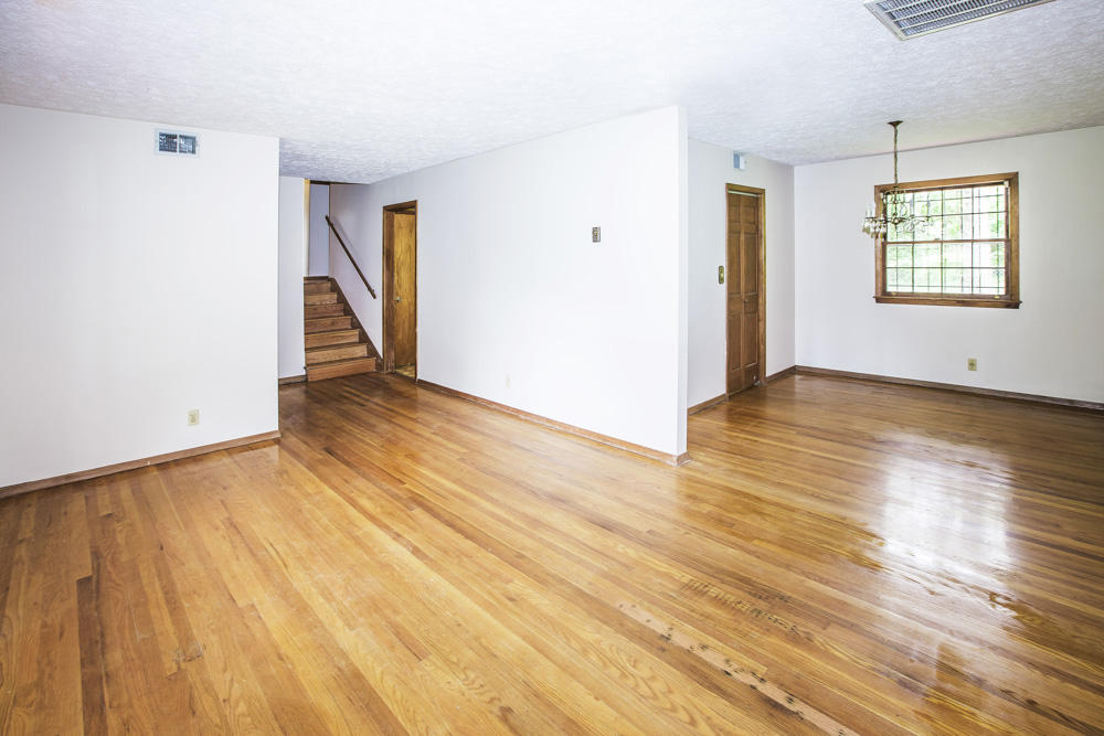 4316 Crestfield Road Knoxville, TN 37921 - Photo 4 of 18 _MG_0610aw