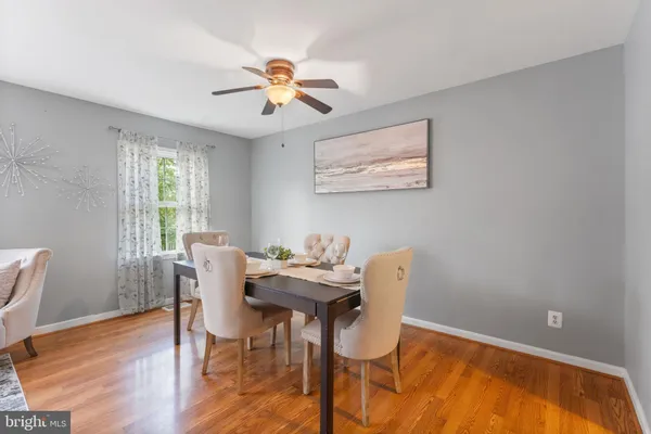 $2,800 | 14710 Bentley Square, Centreville, VA 20120