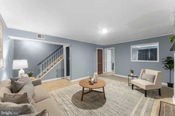 $2,800 | 14710 Bentley Square, Centreville, VA 20120