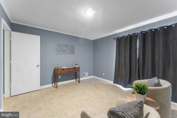 $2,800 | 14710 Bentley Square, Centreville, VA 20120