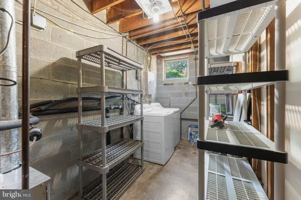 $2,800 | 14710 Bentley Square, Centreville, VA 20120