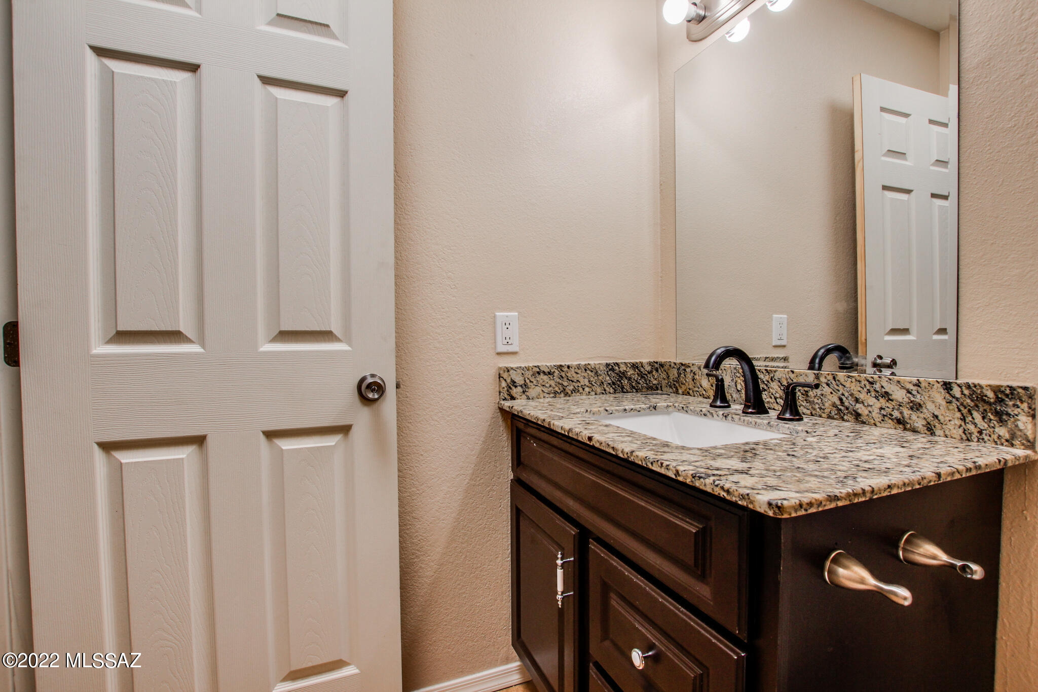 3542 South Mission Road, Unit A Tucson, AZ 85713 - Photo 32 of 37