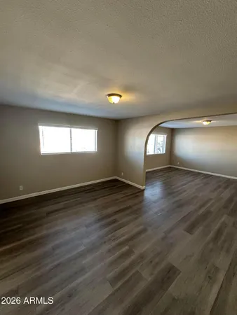 $1,960 | 3221 East Captain Dreyfus Avenue, Phoenix, AZ 85032