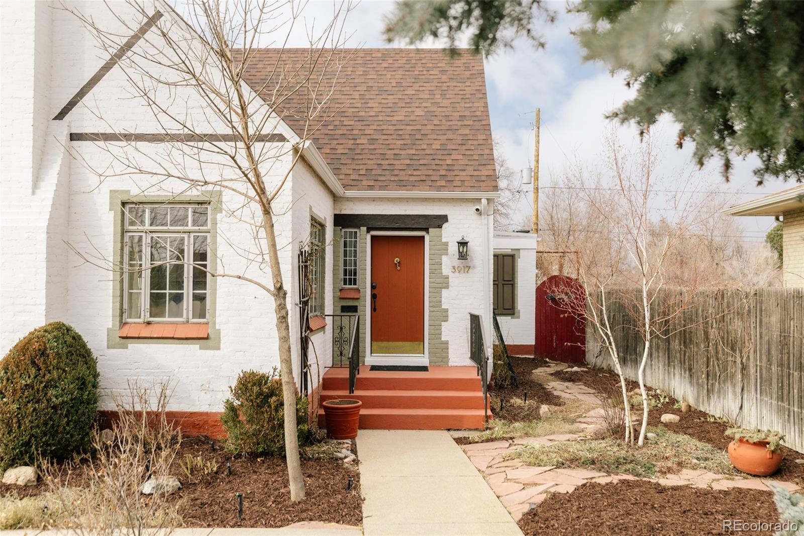 3917 Haddon Road Denver, CO 80205 - Photo 5 of 49