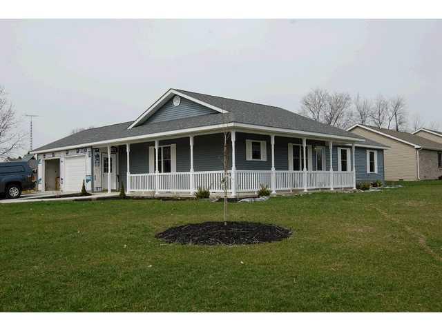 755 North Pendleton Avenue Pendleton, IN 46064 - Photo 1 of 2 Gallery Image 1