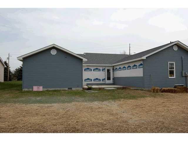 755 North Pendleton Avenue Pendleton, IN 46064 - Photo 2 of 2 Gallery Image 2