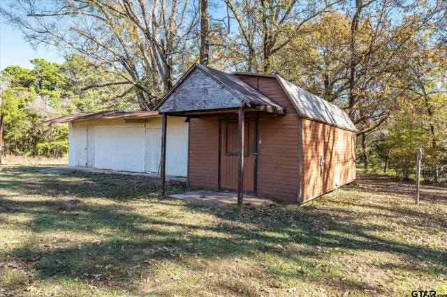 a backyard of a house