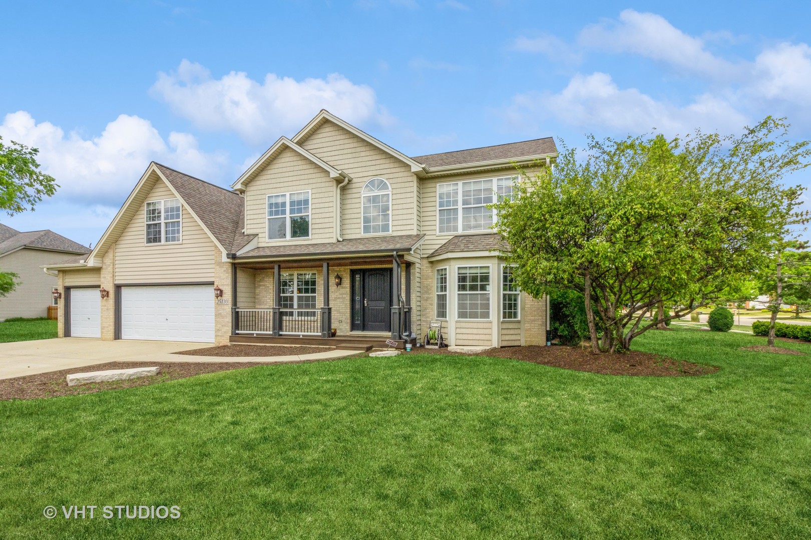 25130 Round Barn Road Plainfield, IL 60585 - Photo 2 of 37 Gallery Image 2